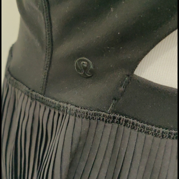Lululemon top - Picture 4 of 4